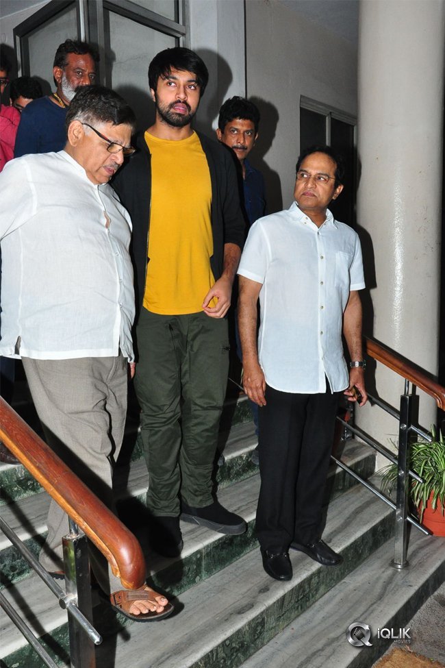 Megastar-Chiranjeevi-Watched-Special-Screening-of-Vijetha